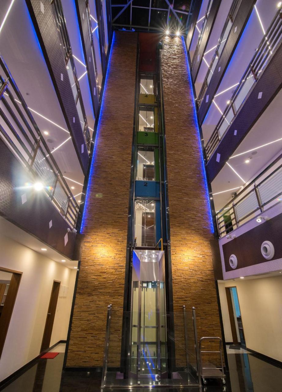 Npg Hotel Yelahanka Экстерьер фото